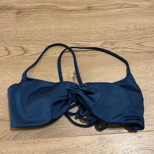 Billabong teal blue bikini top - size small (Junior medium)